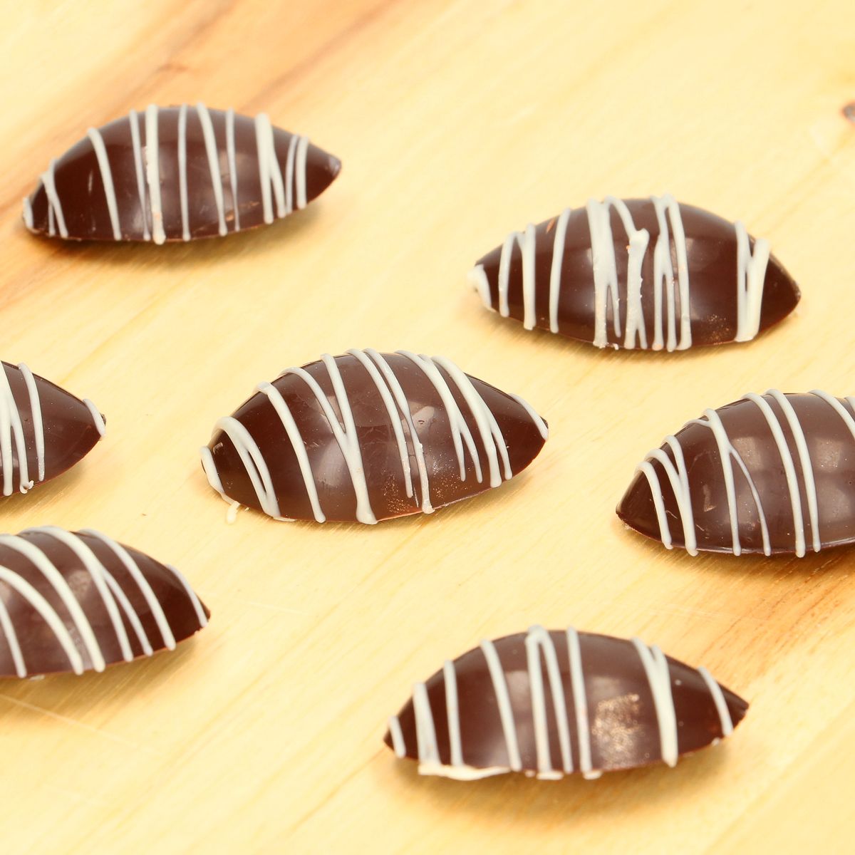FunCakes Chocolate Mould Olive - Afbeelding 1