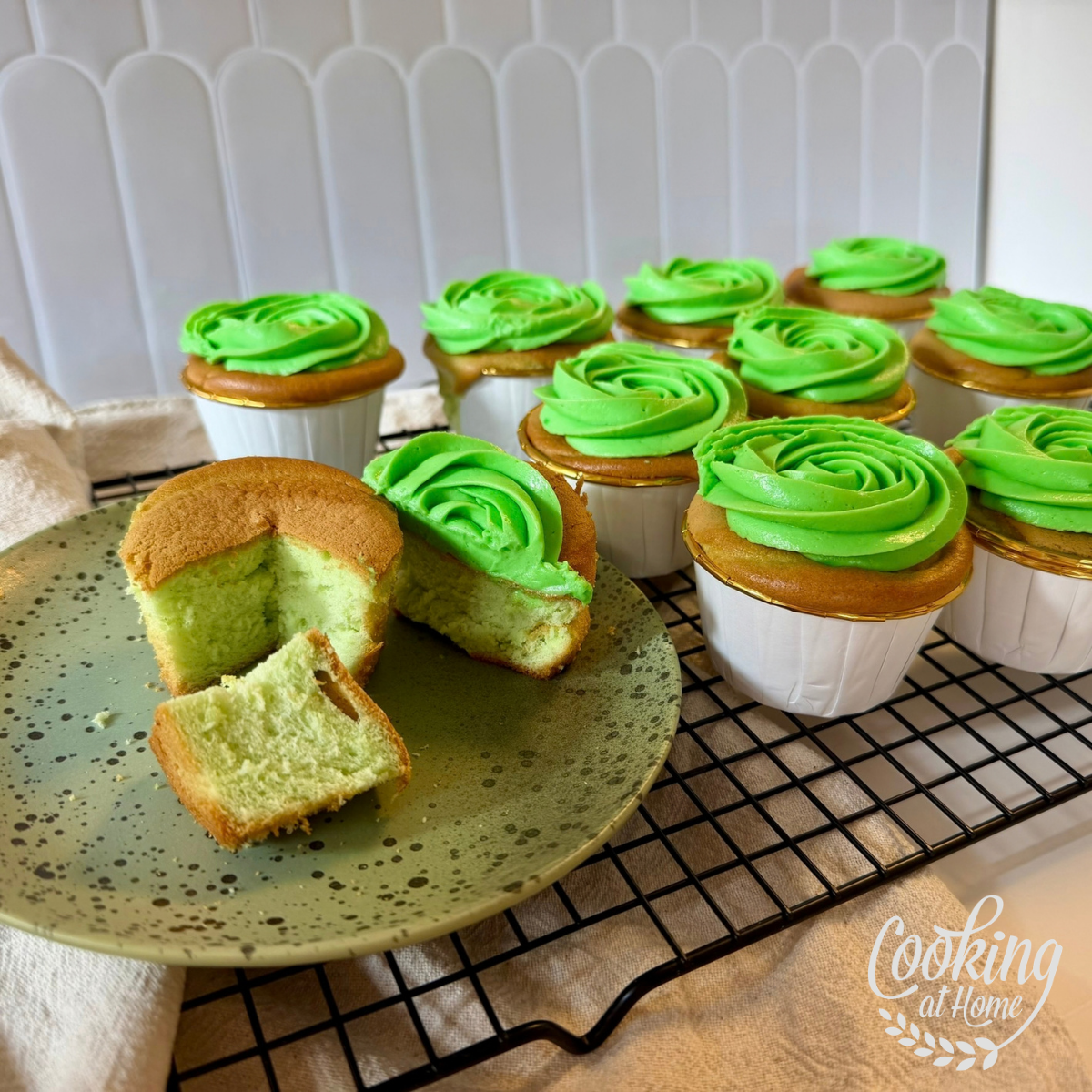 Bakpakket Pandan cupcakes met botercreme - THT AANBIEDING