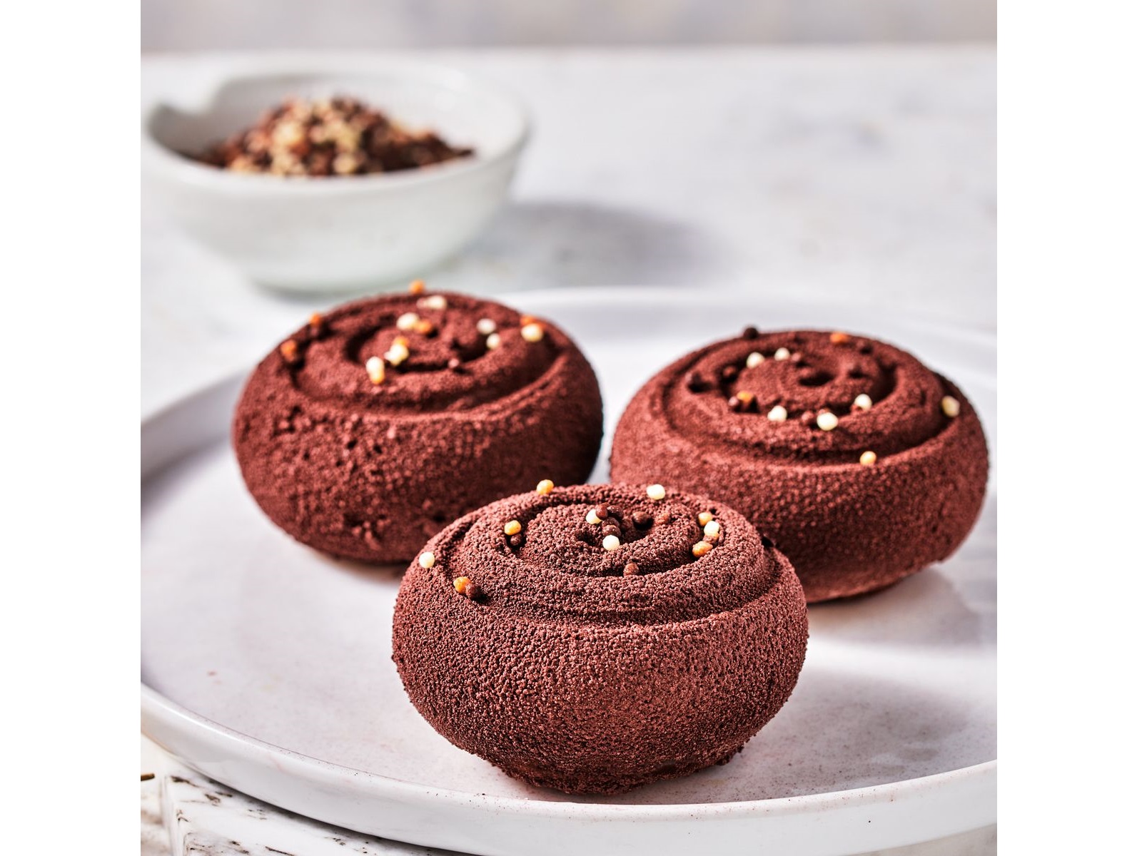 FunCakes Fluwelen Spray Donker Choco 100 ml - Afbeelding 1