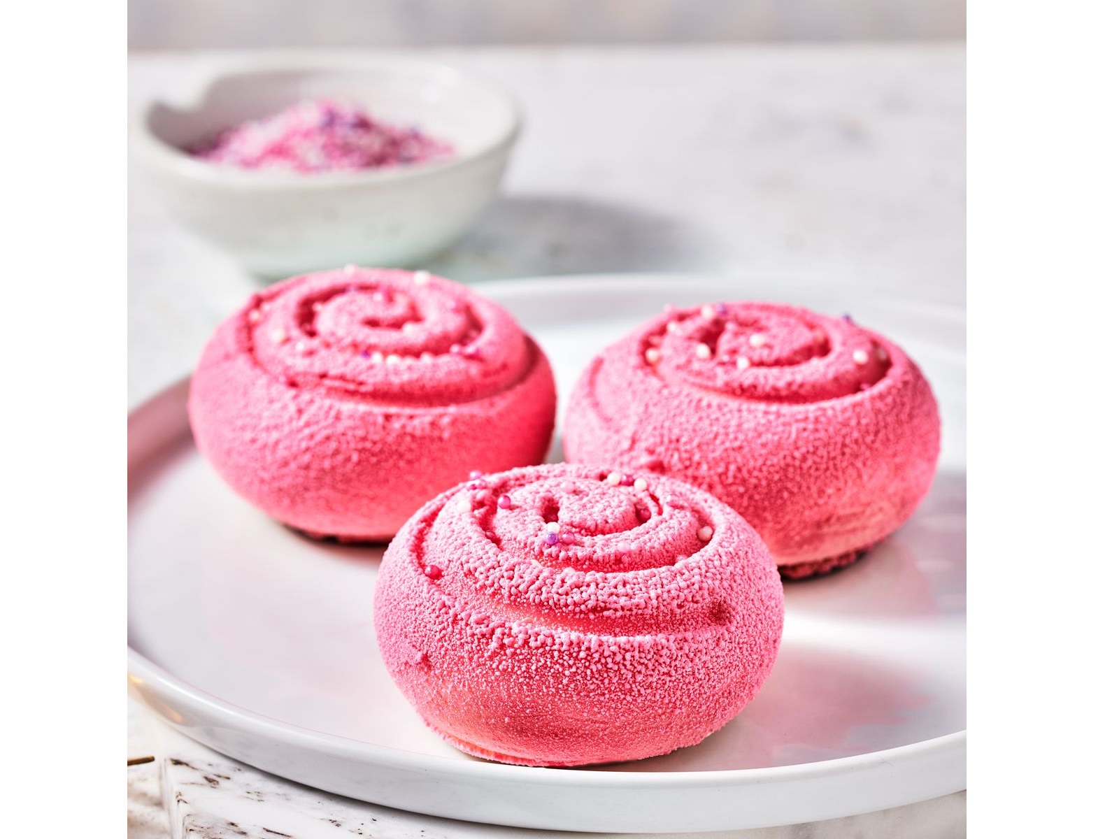 FunCakes Fluwelen Spray Roze 100 ml - Afbeelding 1