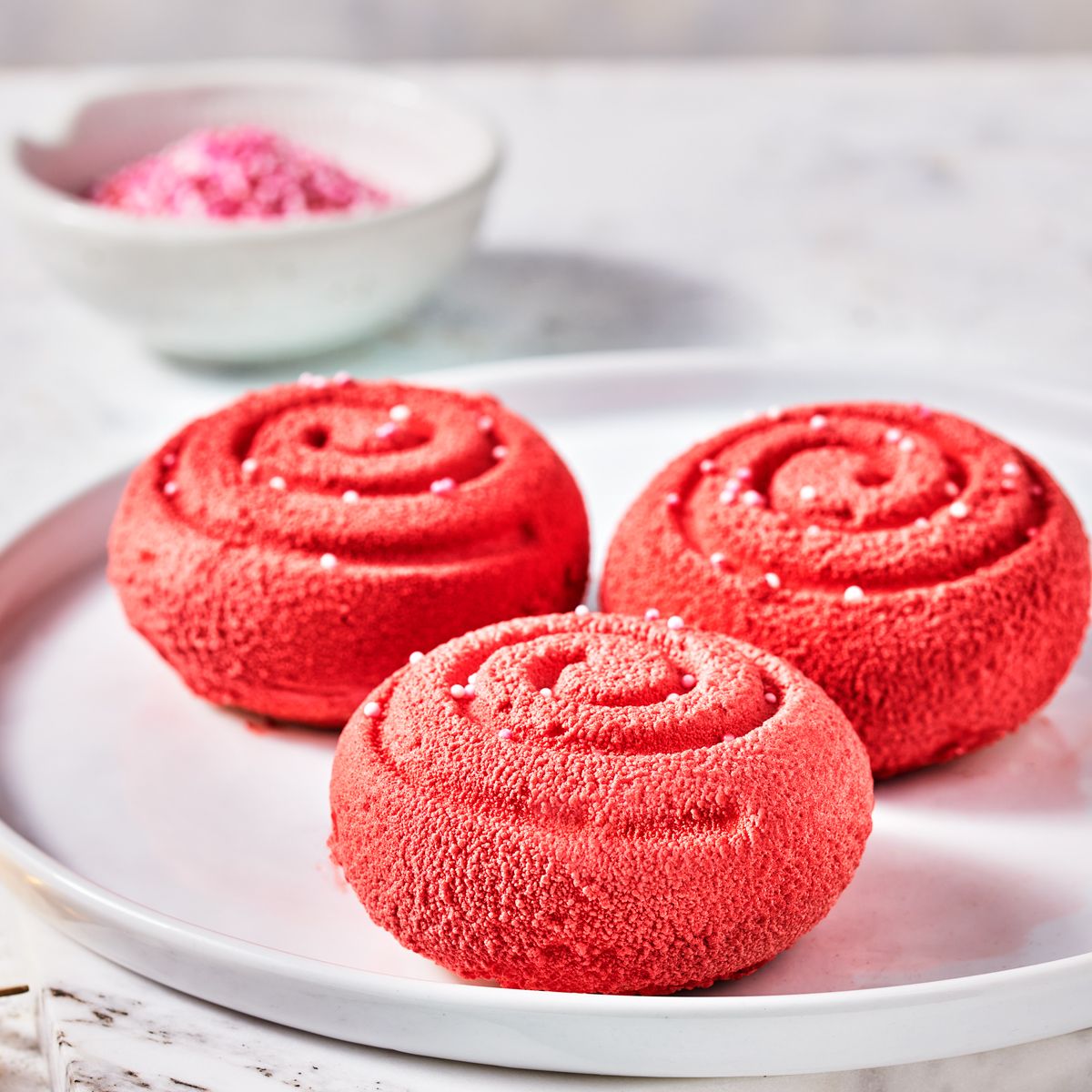 FunCakes Fluwelen Spray Rood 100 ml - Afbeelding 1