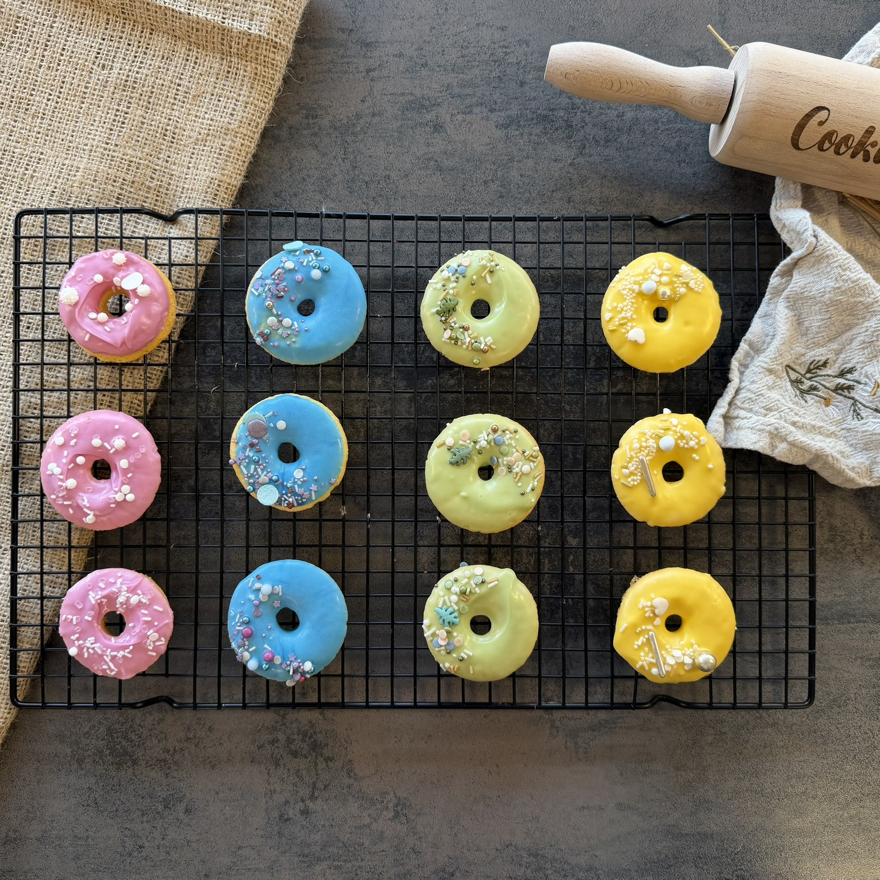 Bakpakket mini donuts (traktatie inspiratie)