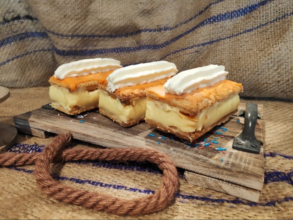 Bakpakket Oranje Tompoucen