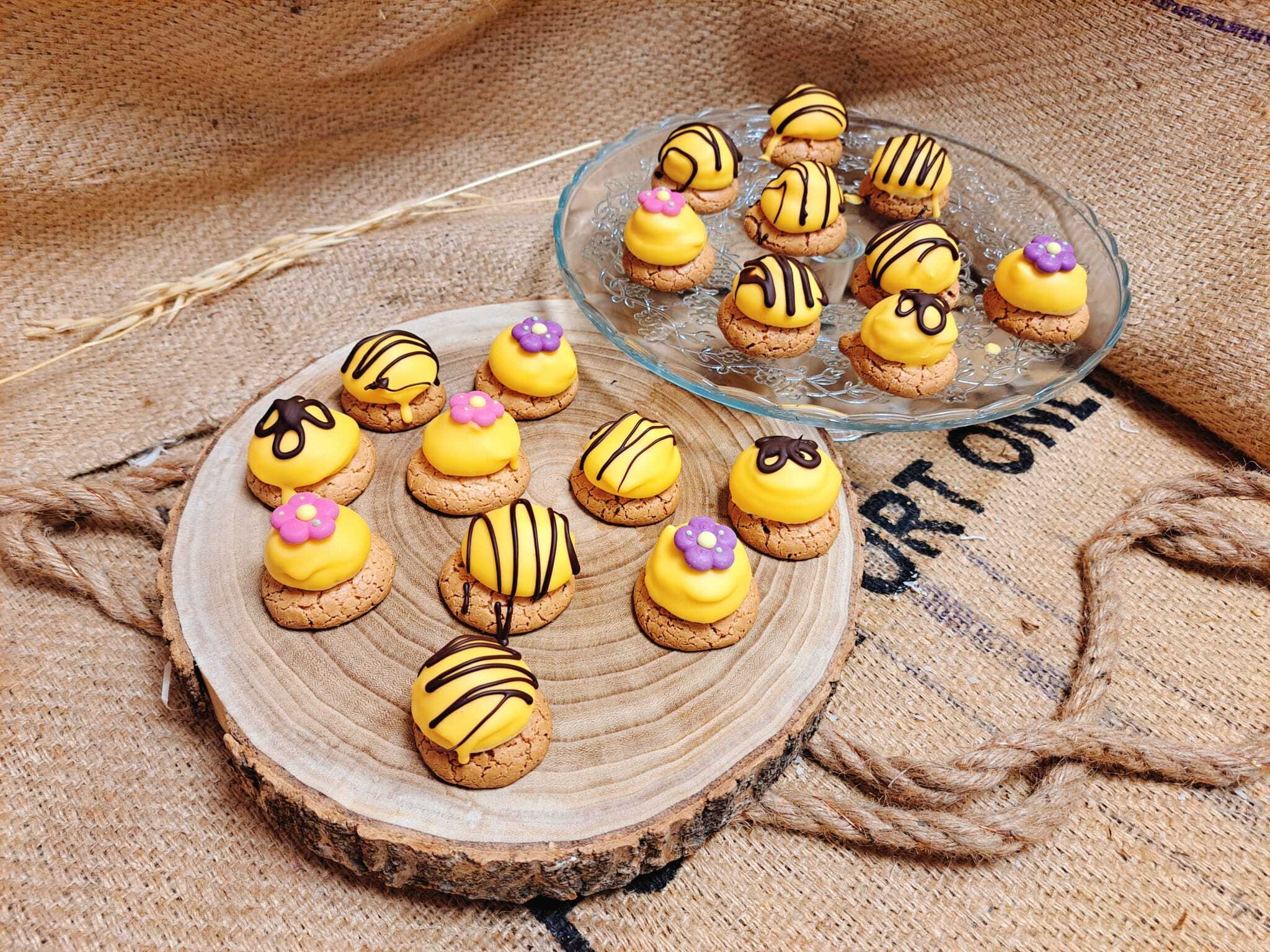 Bakpakket Advocaat Petit Fours