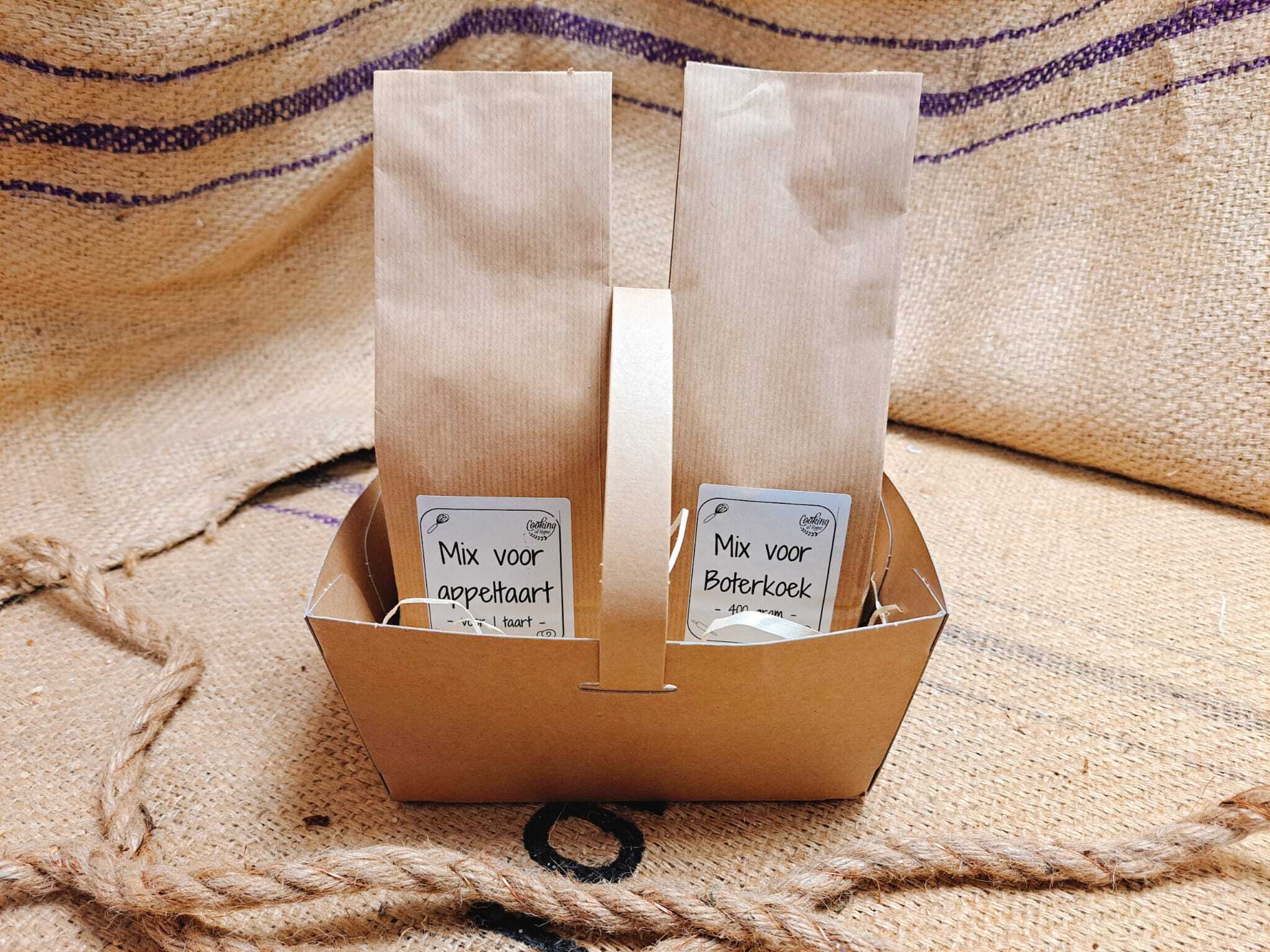 Cadeaupakket 'Lekkers in een mandje'