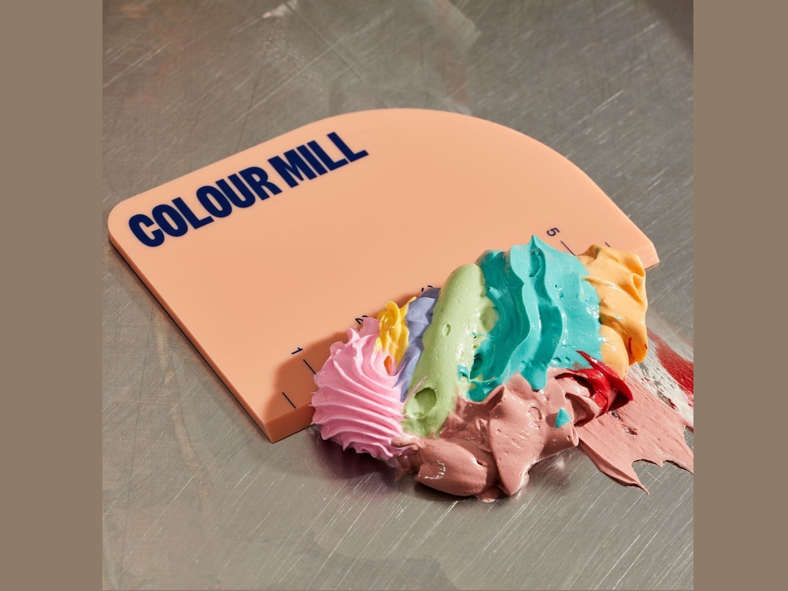 Colour Mill Serial Scraper - 15cm**
