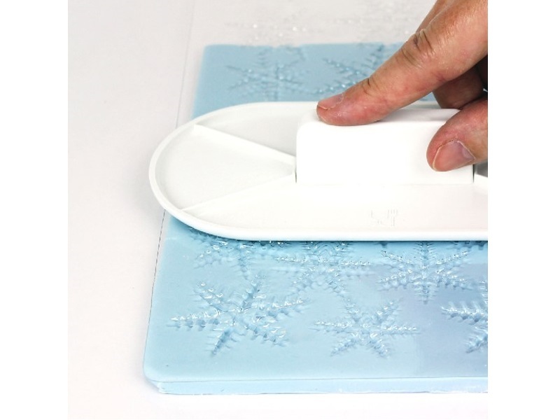 PME Impression Mat Snowflake Design**