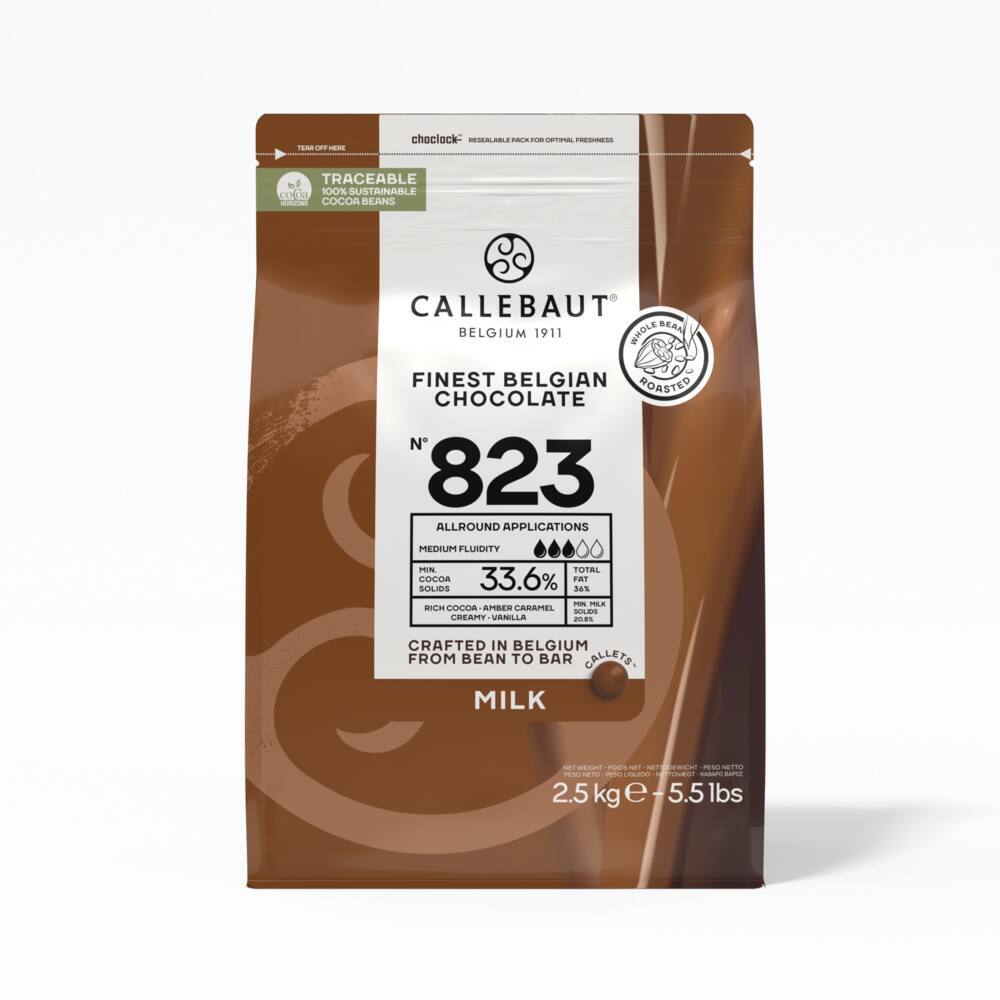 90efa490-b602-445a-bb0f-1726915990ec Callebaut Chocolade Callets Melk (823) 2,5kg