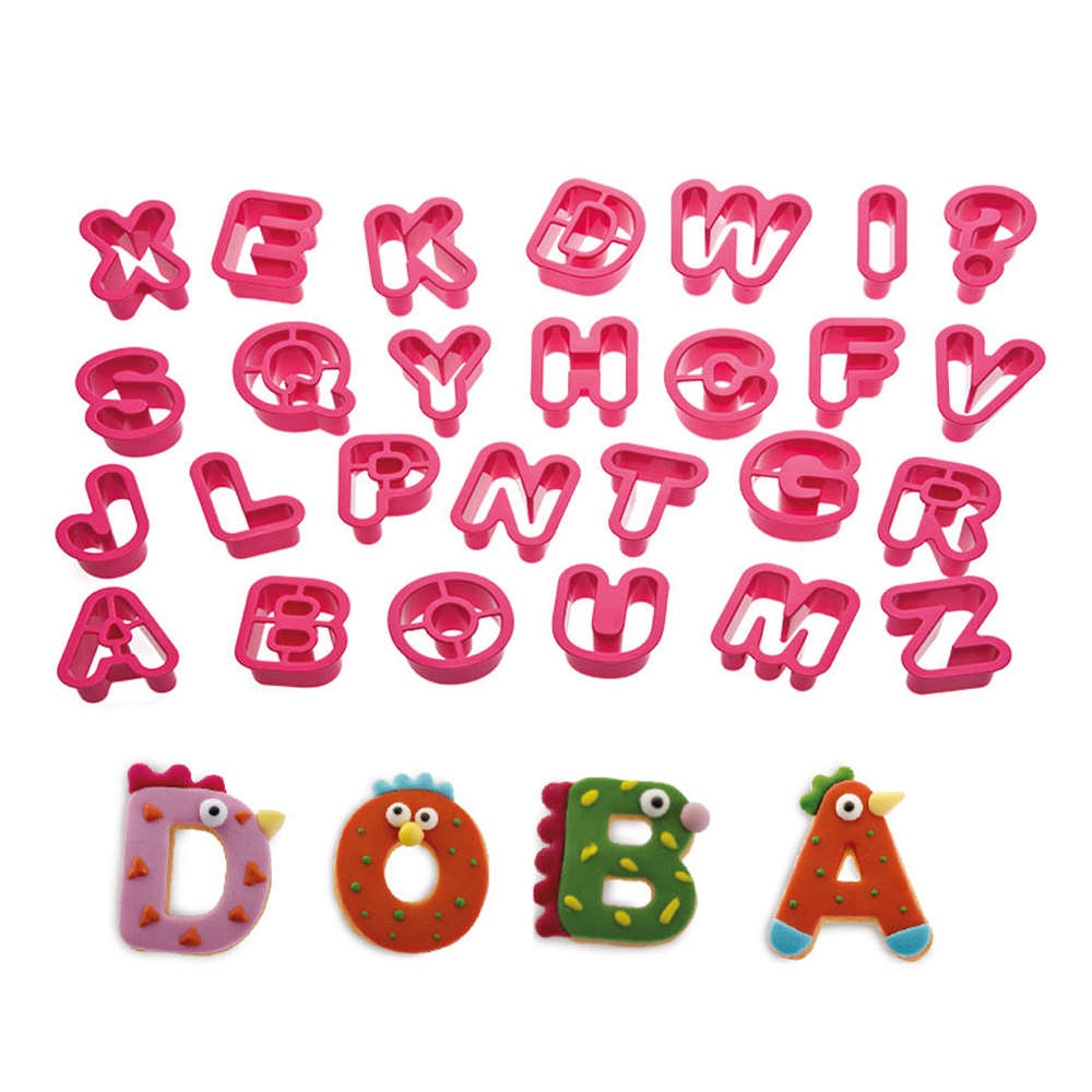 Decora Koekjes uitstekers Alfabet 5.2x 2.2 cm 27st.
